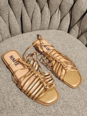 Nuna Lie Metallic Gold Strappy Flat Sandals